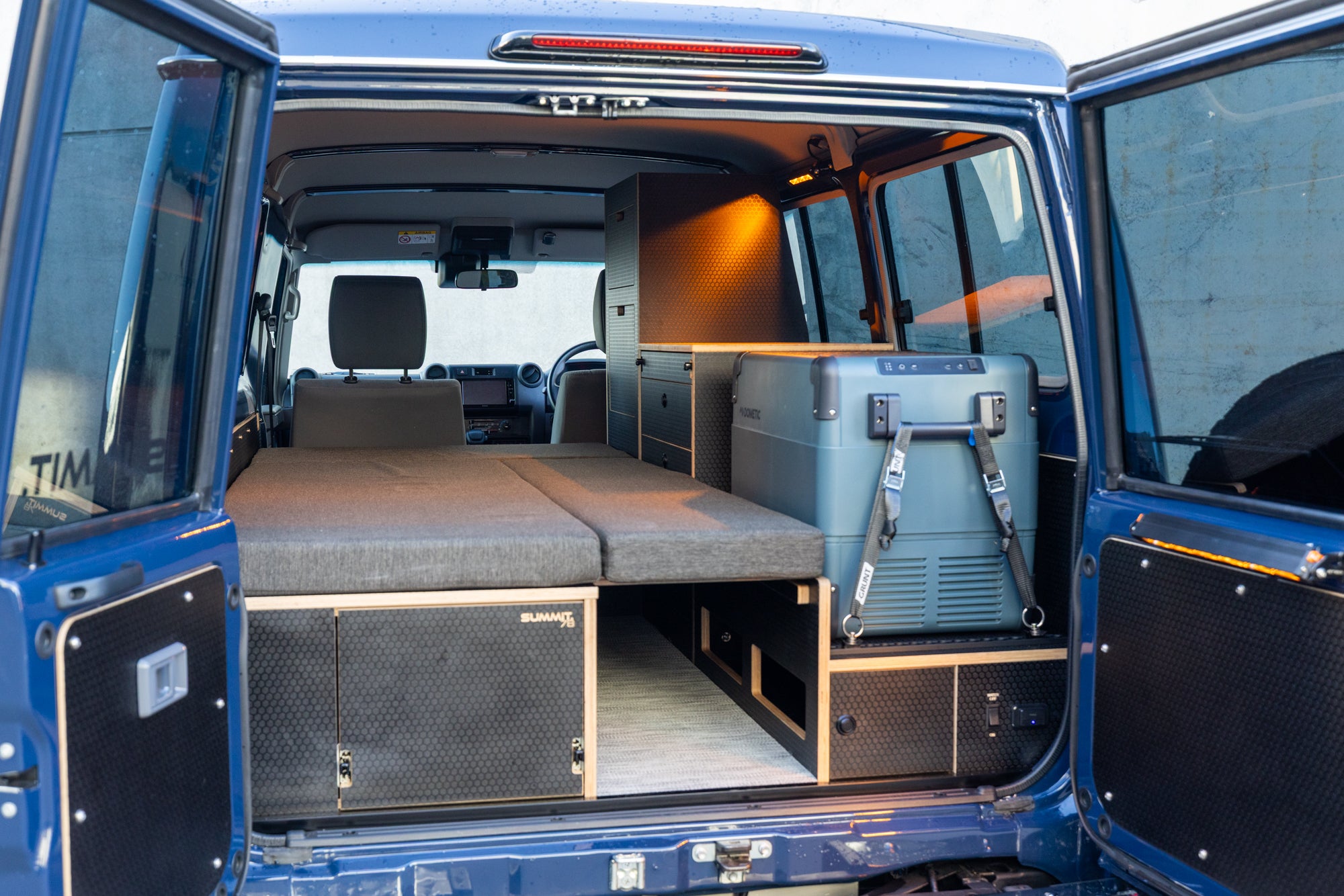 SUMMIT 78 Troopcarrier Fitout #001