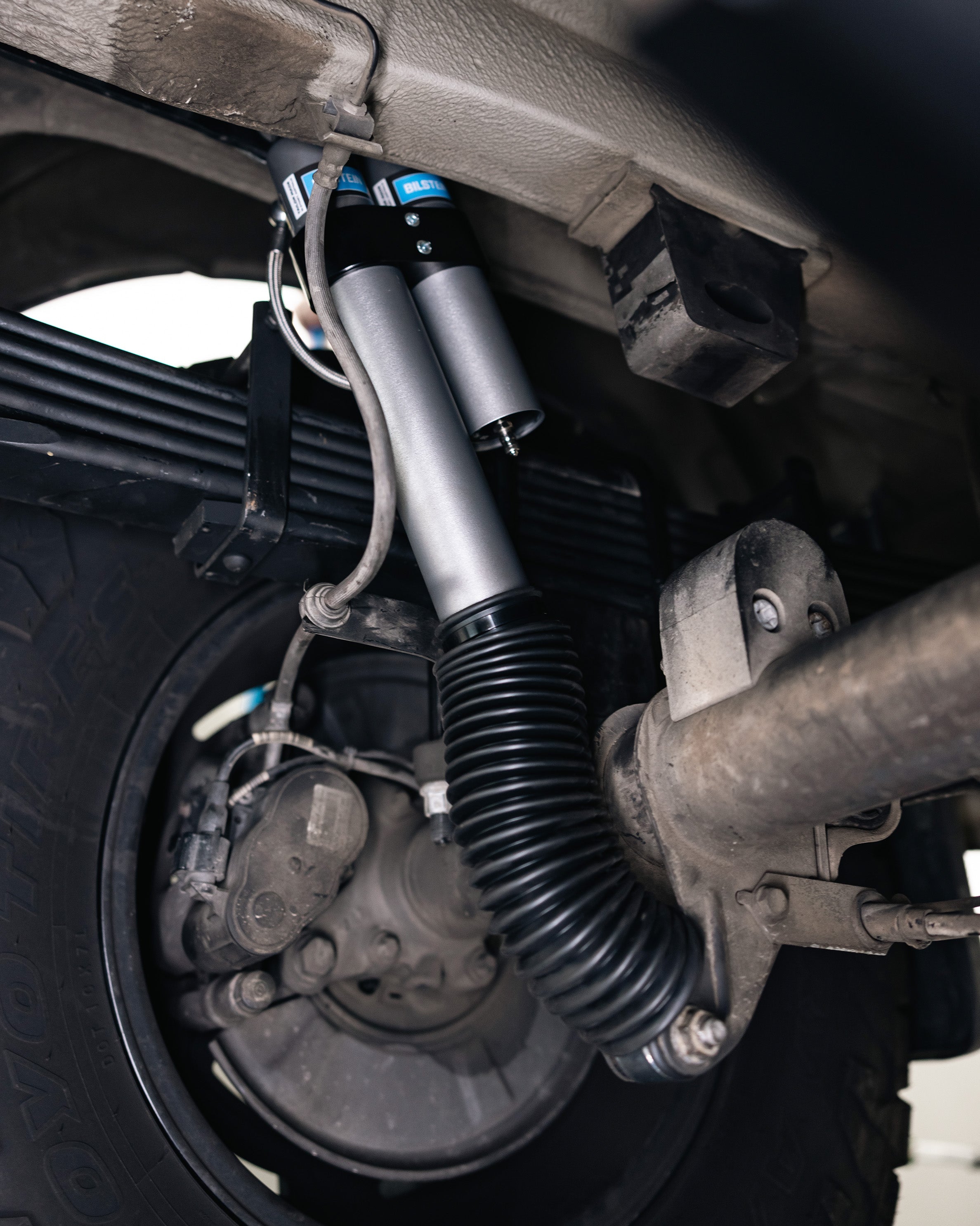 Bilstein x Summit B8 5160 Rear Shocks - Sprinter 2019+