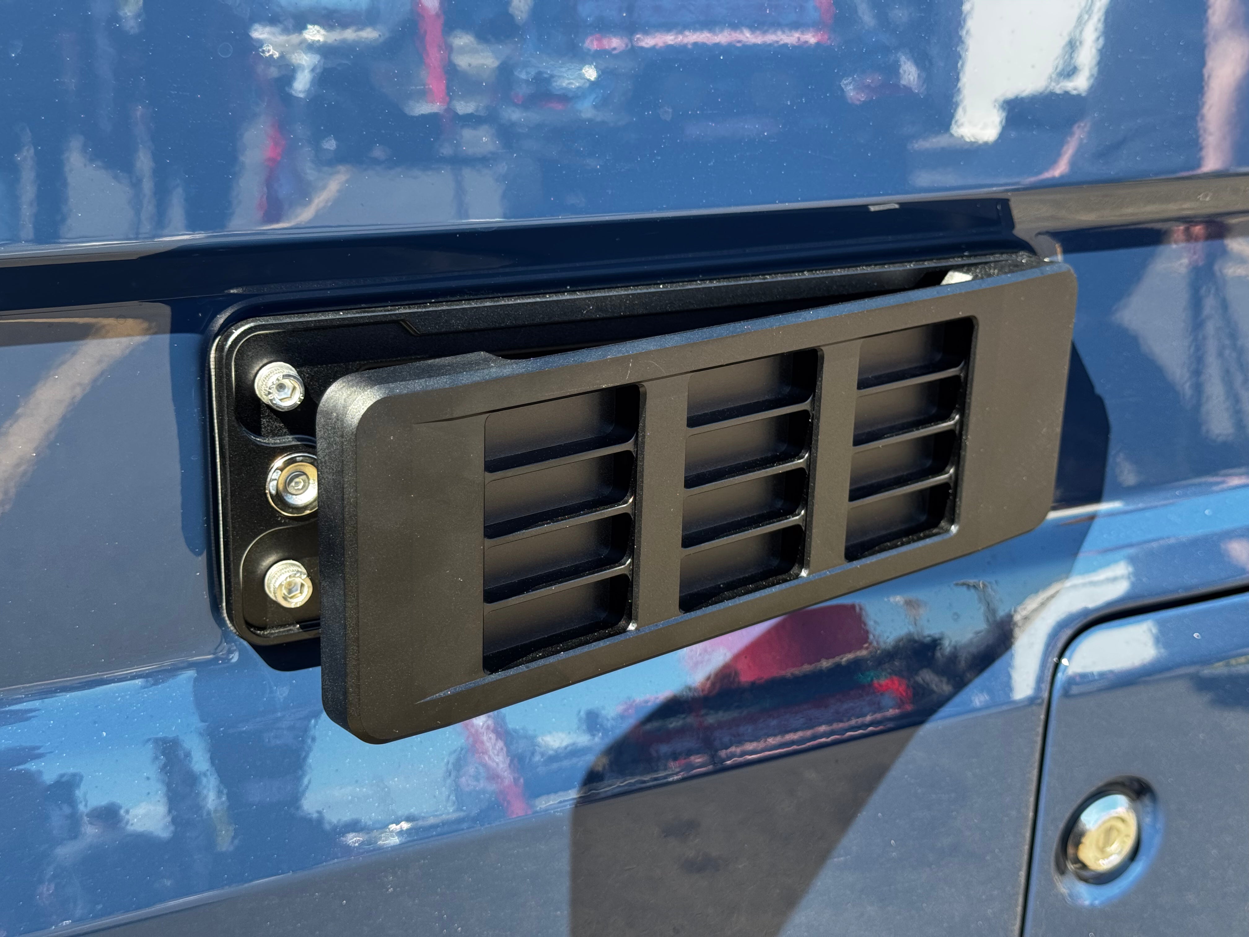 SUMMIT 78 Utility Vent