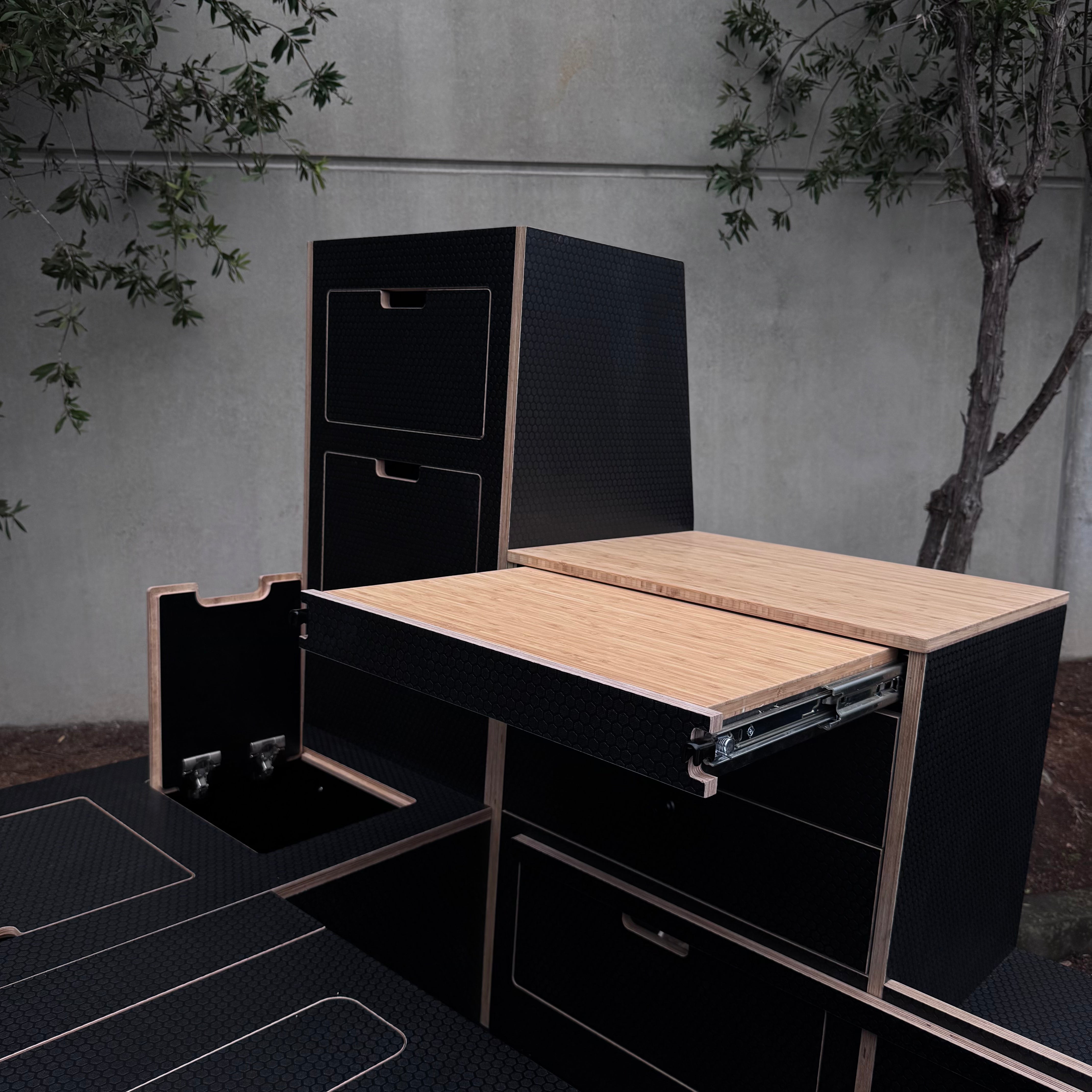 SUMMIT 78 Troopcarrier Fitout #001