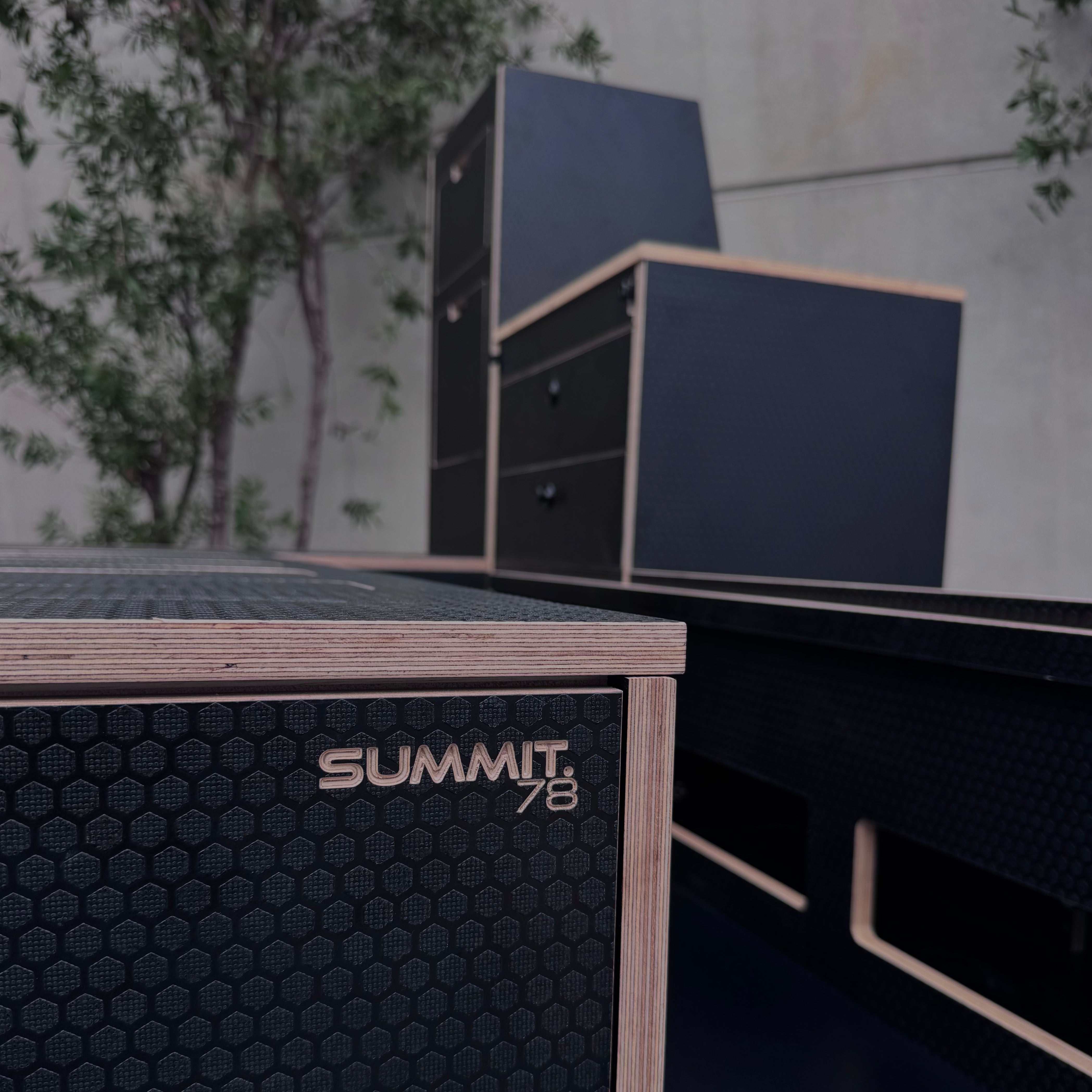 SUMMIT 78 Troopcarrier Fitout #001